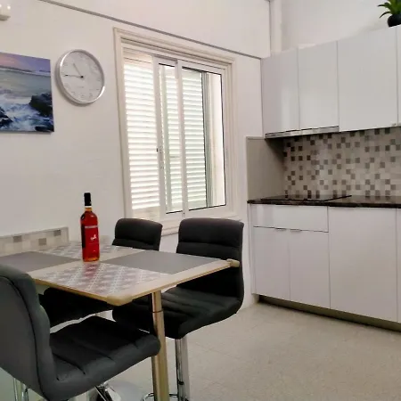 Feliz * Abades (Tenerife)